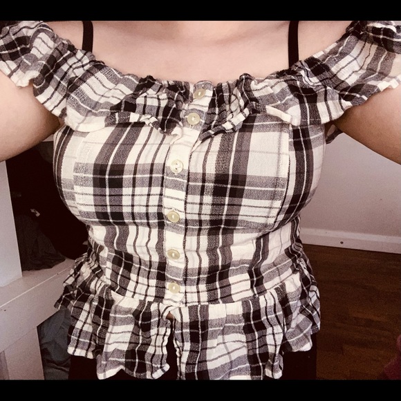 Off The Shoulder American Eagle Plaid Top - Picture 6 of 6